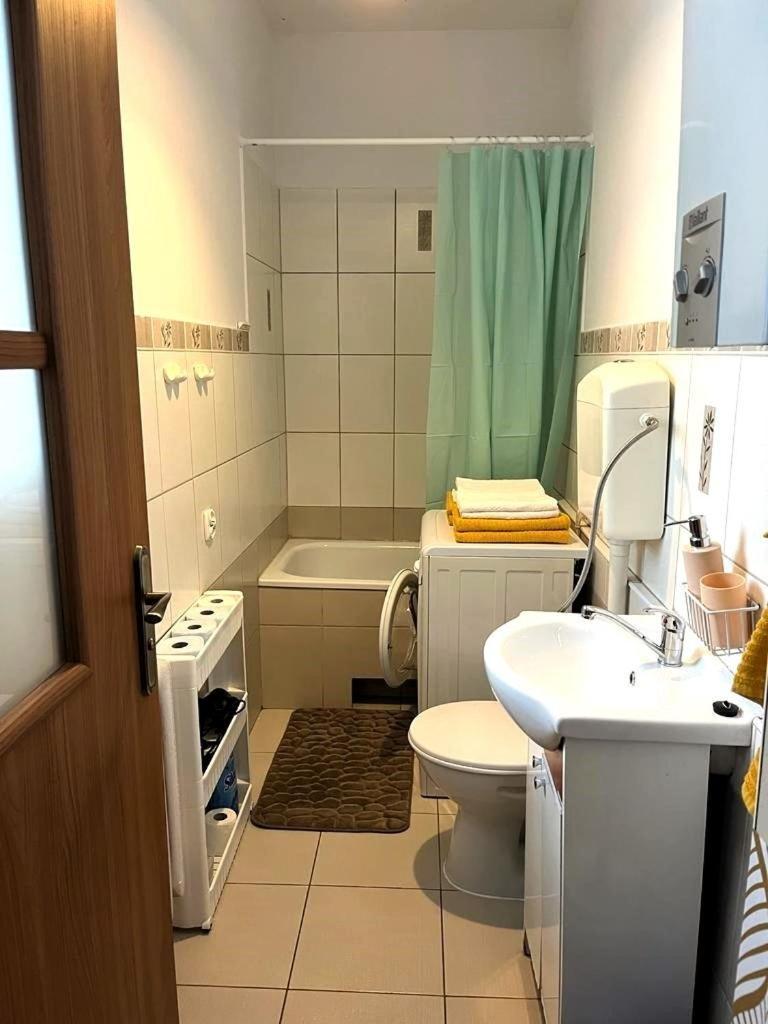 Centrum, Private Entrance, Self Check-in 24h Apartmán Katovice